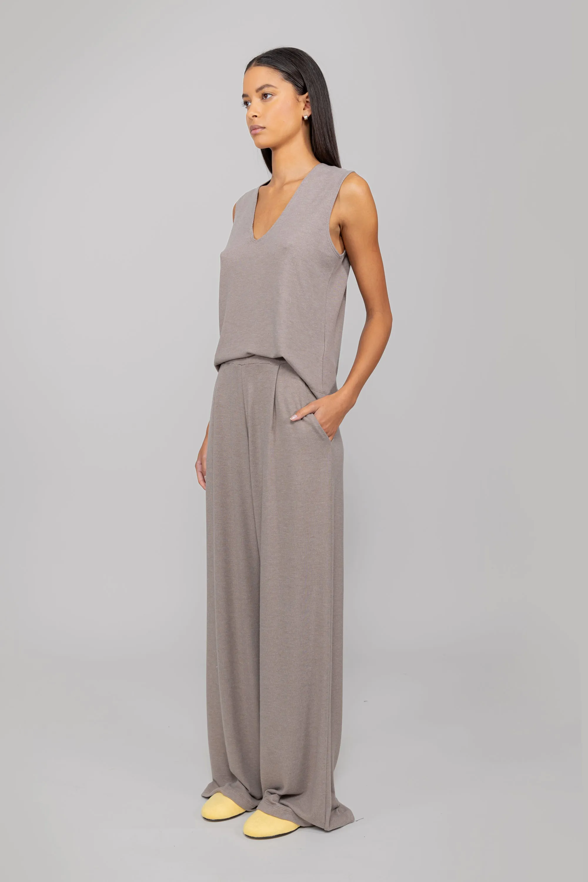 Lauren Pleated Pocket Pant sold by Leset product image thumbnail 4