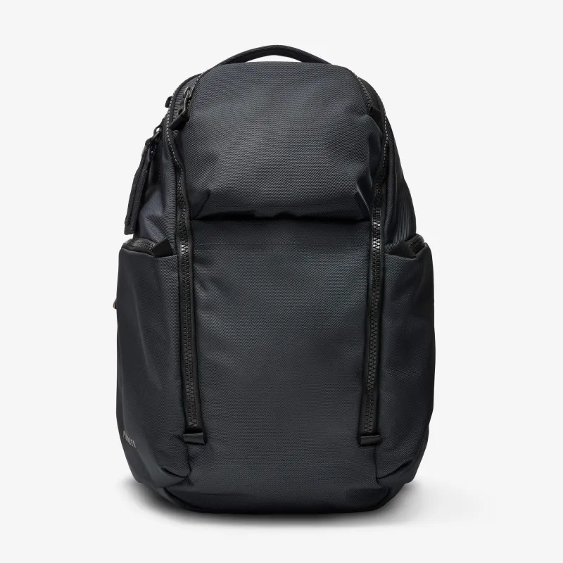 Threshold Pack made by Pioneer Carry