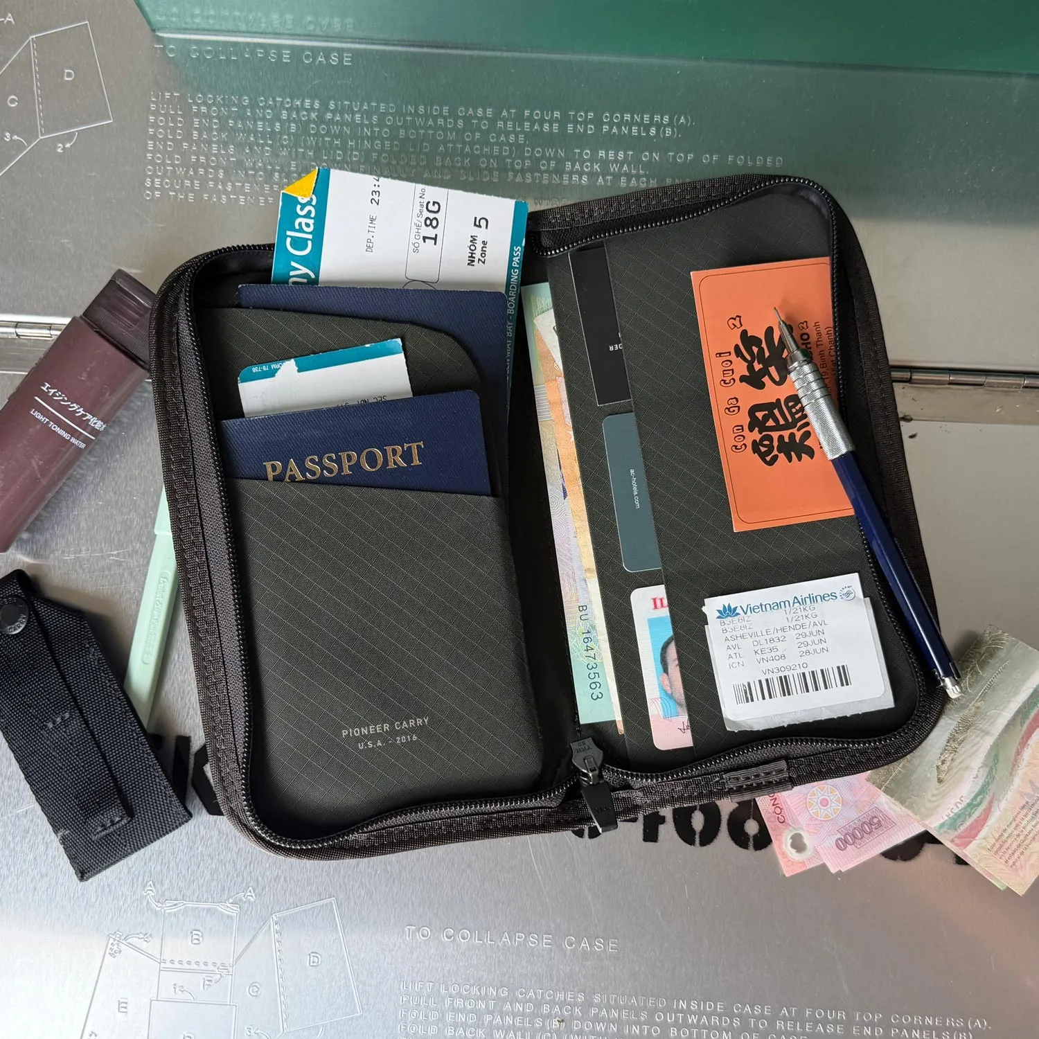 Co-Pilot Travel Wallet sold by Pioneer Carry product image thumbnail 2