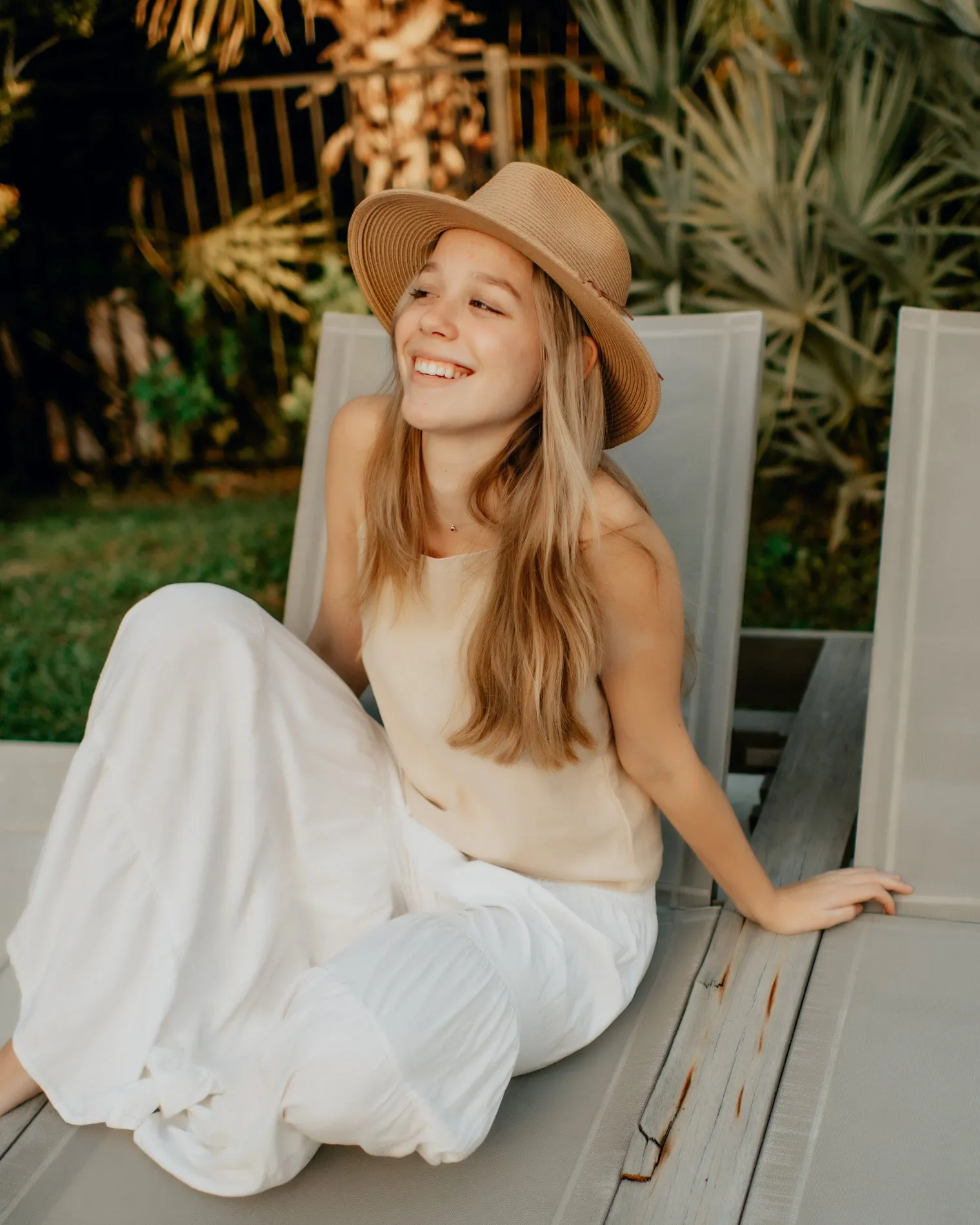 Women's Cassie Top (almond soft linen) sold by Indie Blue product image thumbnail 4