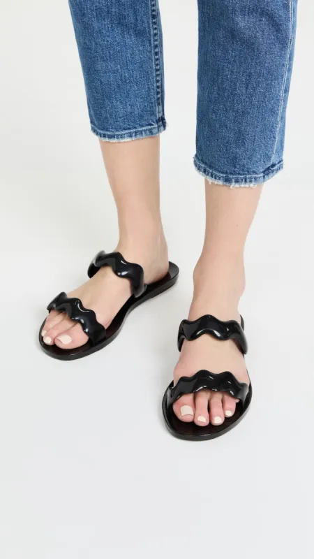 Melissa Wind sold by Pitusa