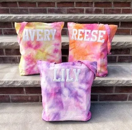 BFF INITIAL TOTE ♡ custom color + personalized initial tote sold by BFFS & BABES product image thumbnail 2