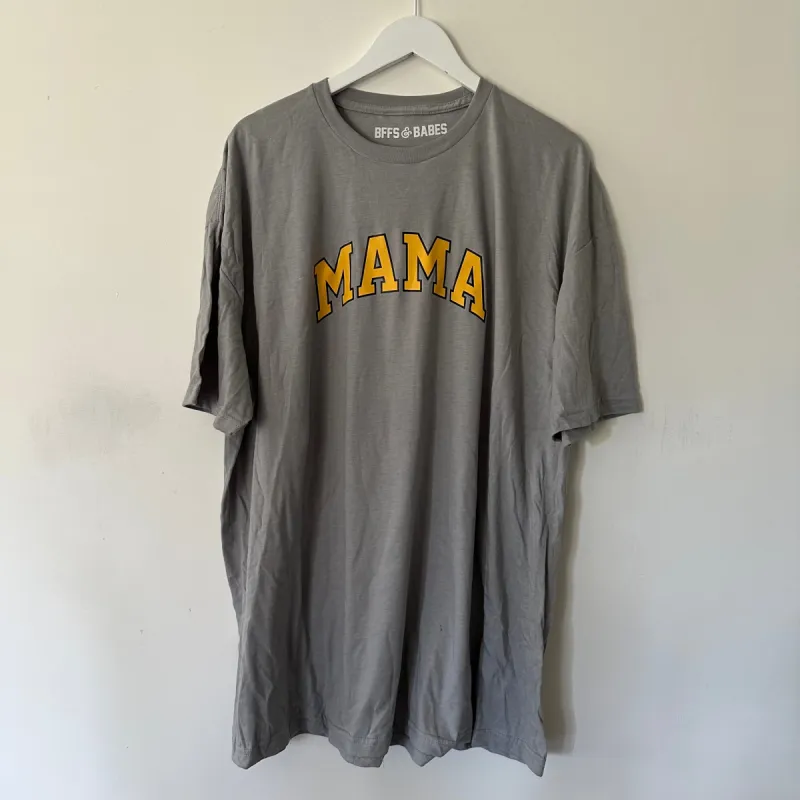 SAMPLE SALE ♡ SIZE 2XL ♡ t-shirt sold by BFFS & BABES