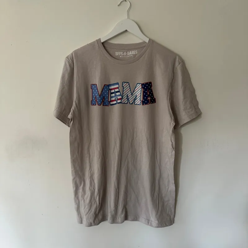 SAMPLE SALE ♡ SIZE MEDIUM ♡ t-shirt sold by BFFS & BABES