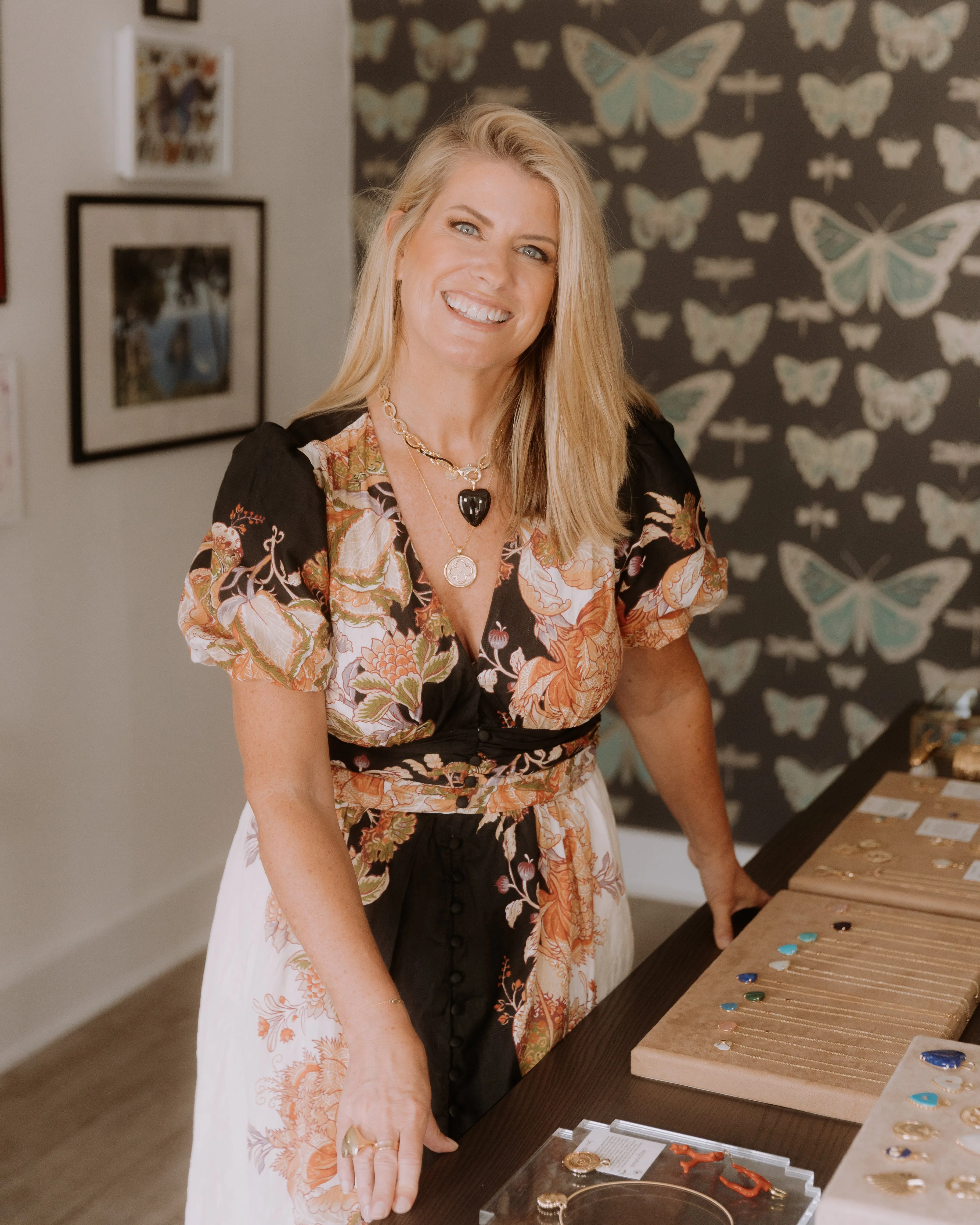 Black Enamel Chunky Link Chain sold by Jane Win product image thumbnail 3