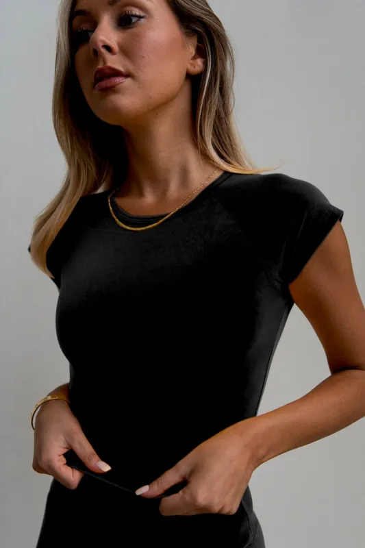 CLASSIC FIT CROPPED TEE - ONYX sold by Azur Fit