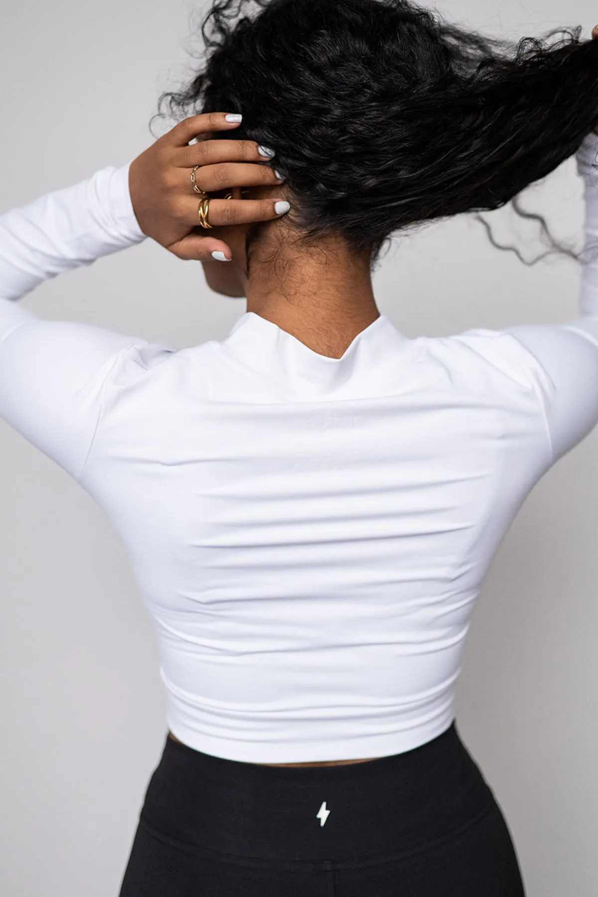 CLASSIC FIT CROP ZIP - WHITE sold by Azur Fit product image thumbnail 2