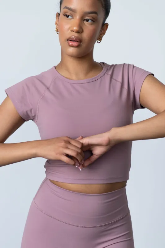 CLASSIC FIT CROPPED TEE - BRIAR sold by Azur Fit