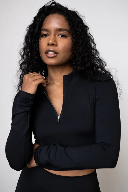 CLASSIC FIT CROP ZIP - ONYX sold by Azur Fit