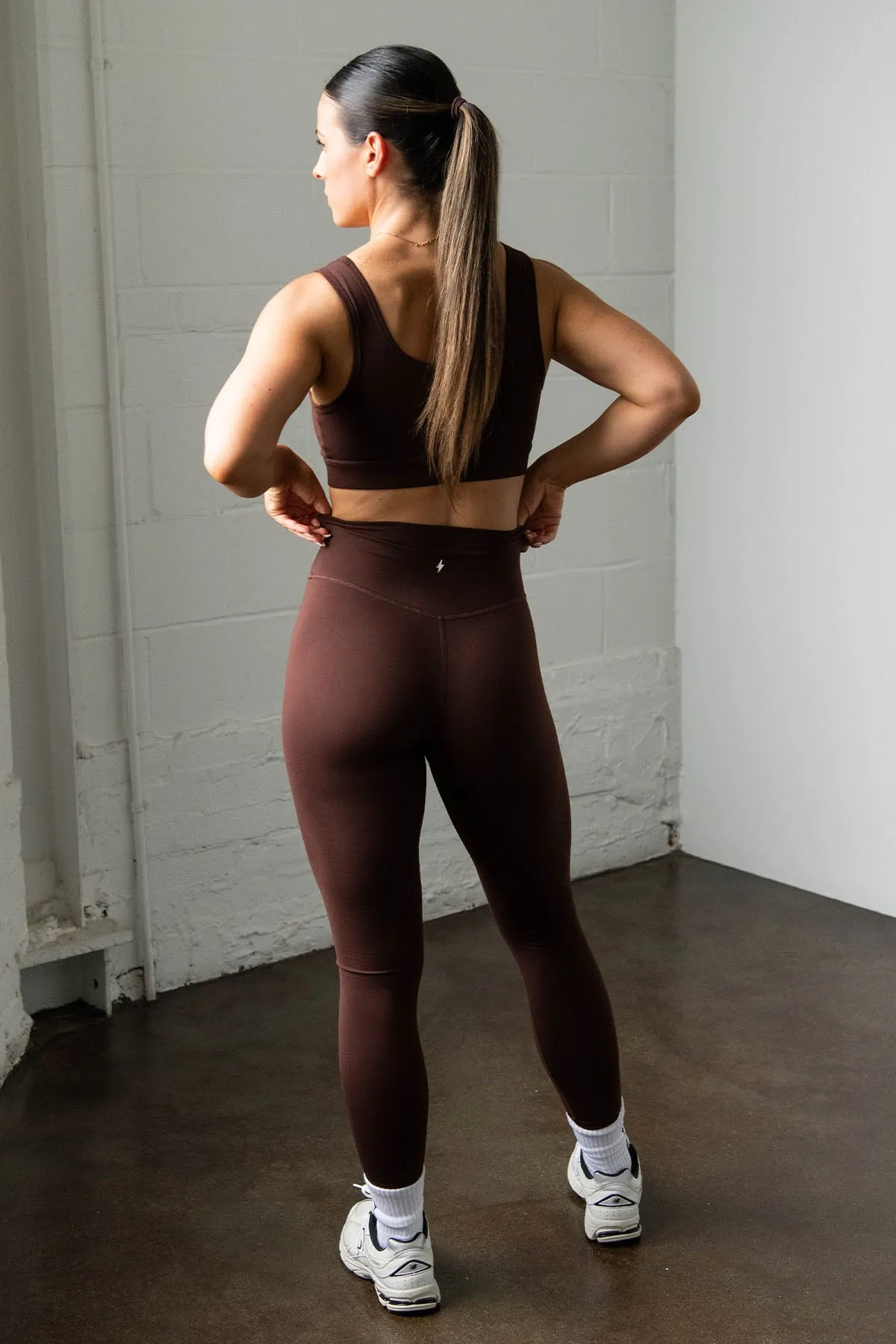 CLASSIC FIT LEGGINGS - DARK CRAVE sold by Azur Fit product image thumbnail 2