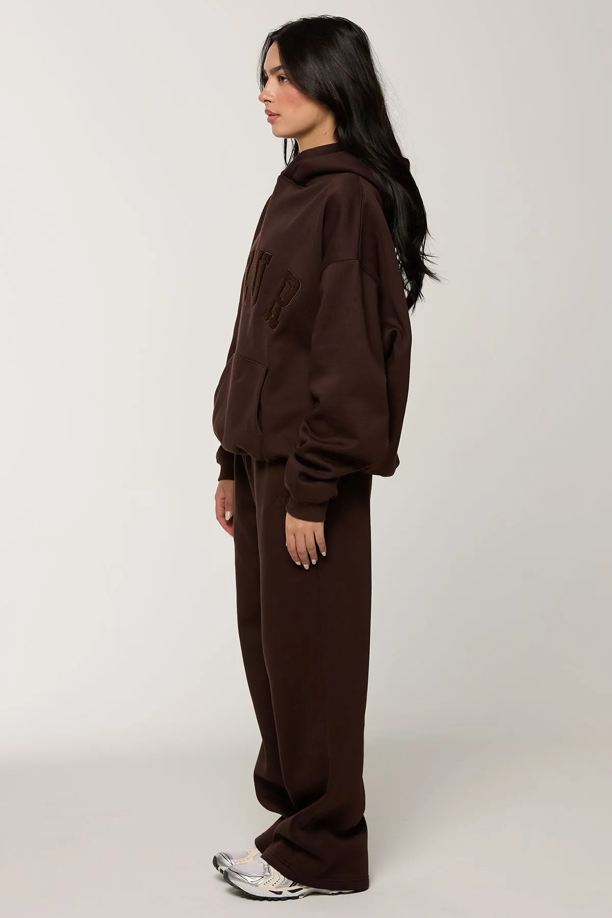 CLOUD STRAIGHT SWEATPANTS - BLACK COFFEE sold by Azur Fit
