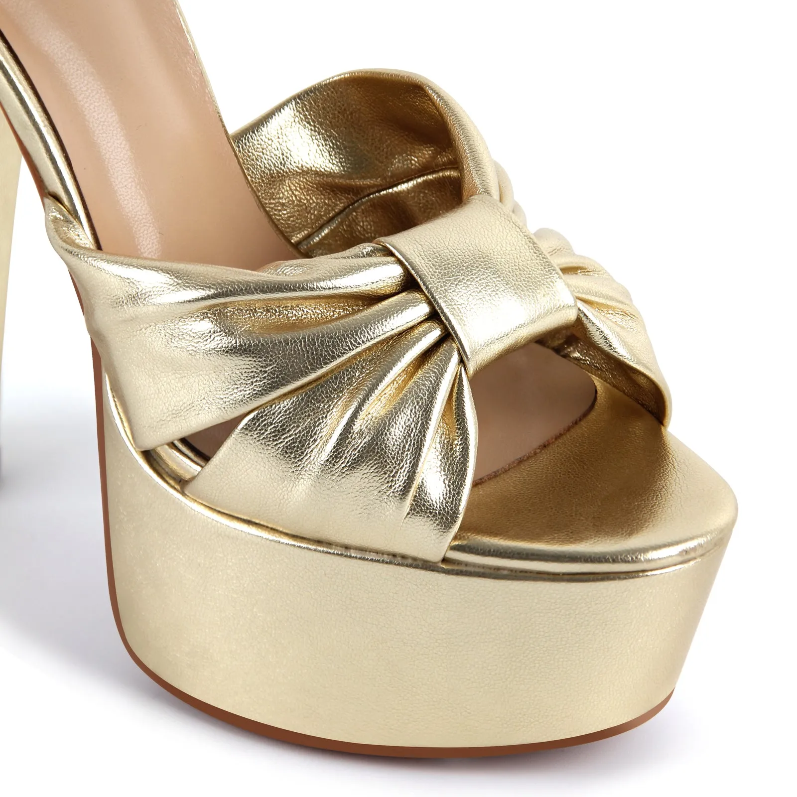 Platform Bowknot Buckle Strap Chunky Heel Sandals sold by Onlymaker product image thumbnail 4