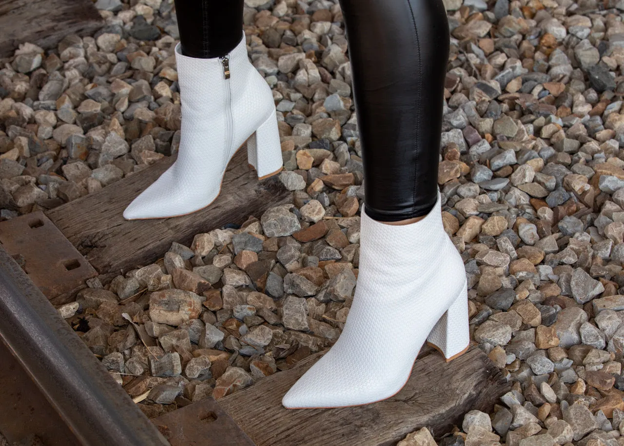 White Woven Pattern Back Zipper Squre Chunky Heel Ankle Boots sold by Onlymaker product image thumbnail 5