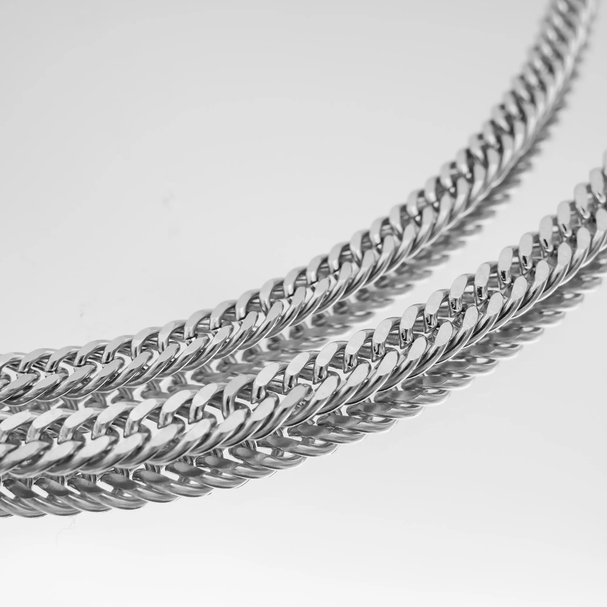 Double Link Curb Chain | Silver sold by PRYA product image thumbnail 5