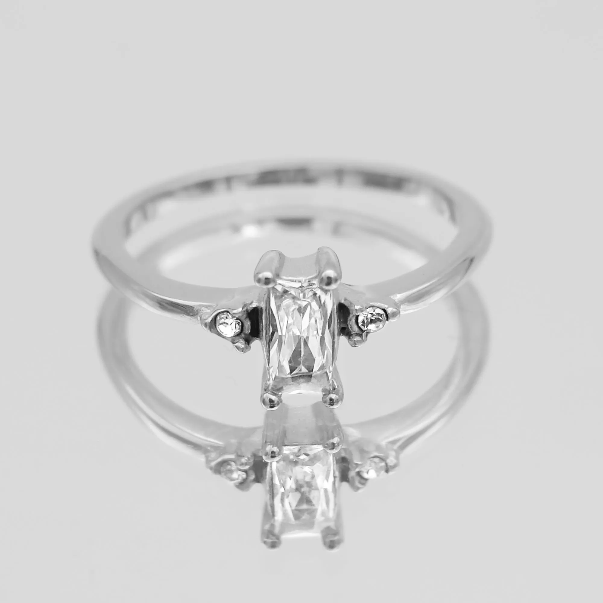 Ariel Ring sold by PRYA product image thumbnail 3