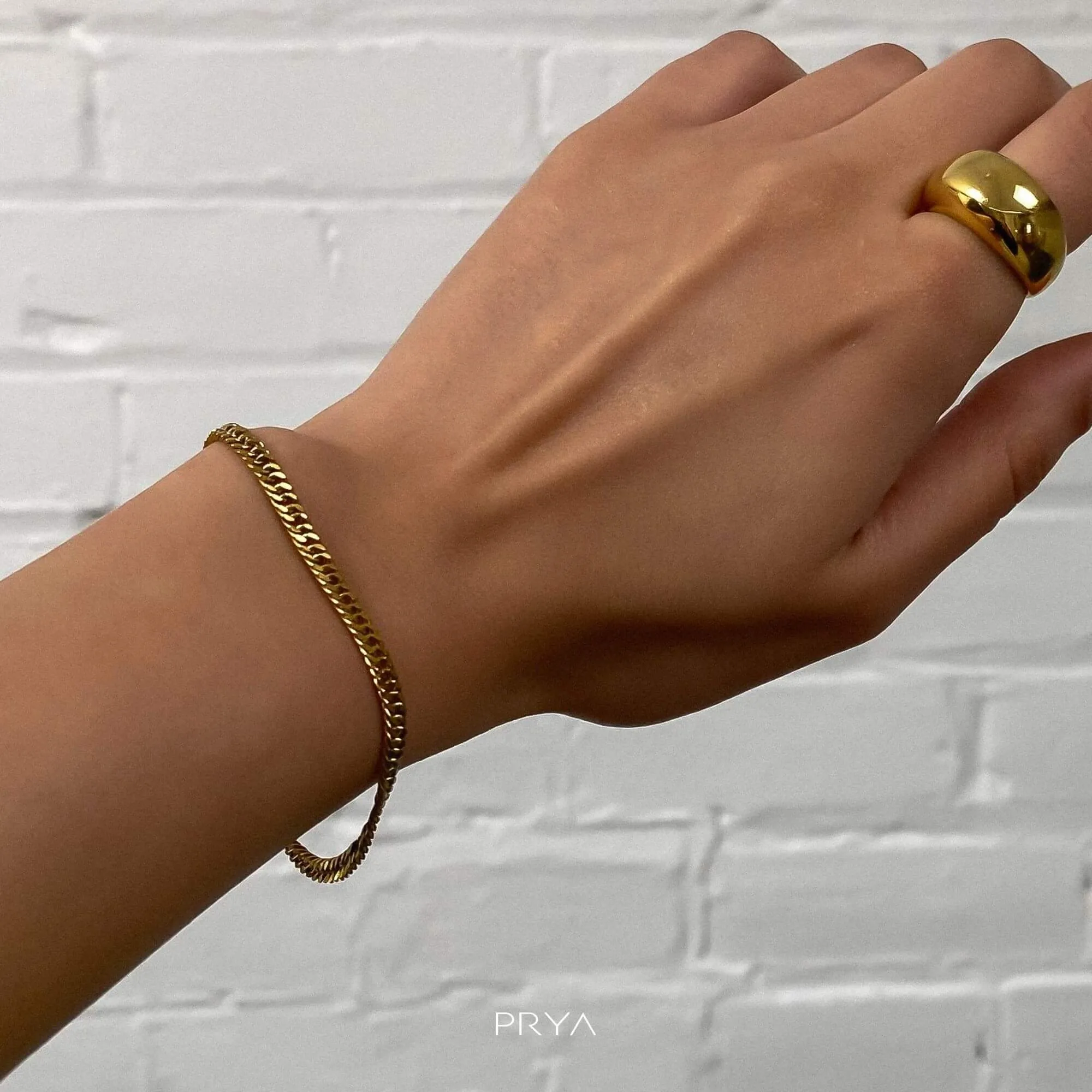 Double Link Curb Chain Bracelet sold by PRYA product image thumbnail 4