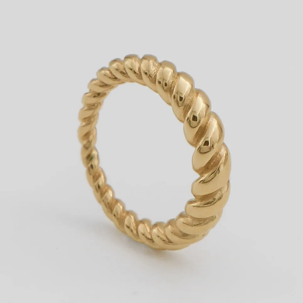 Tia Twisted Ring sold by PRYA