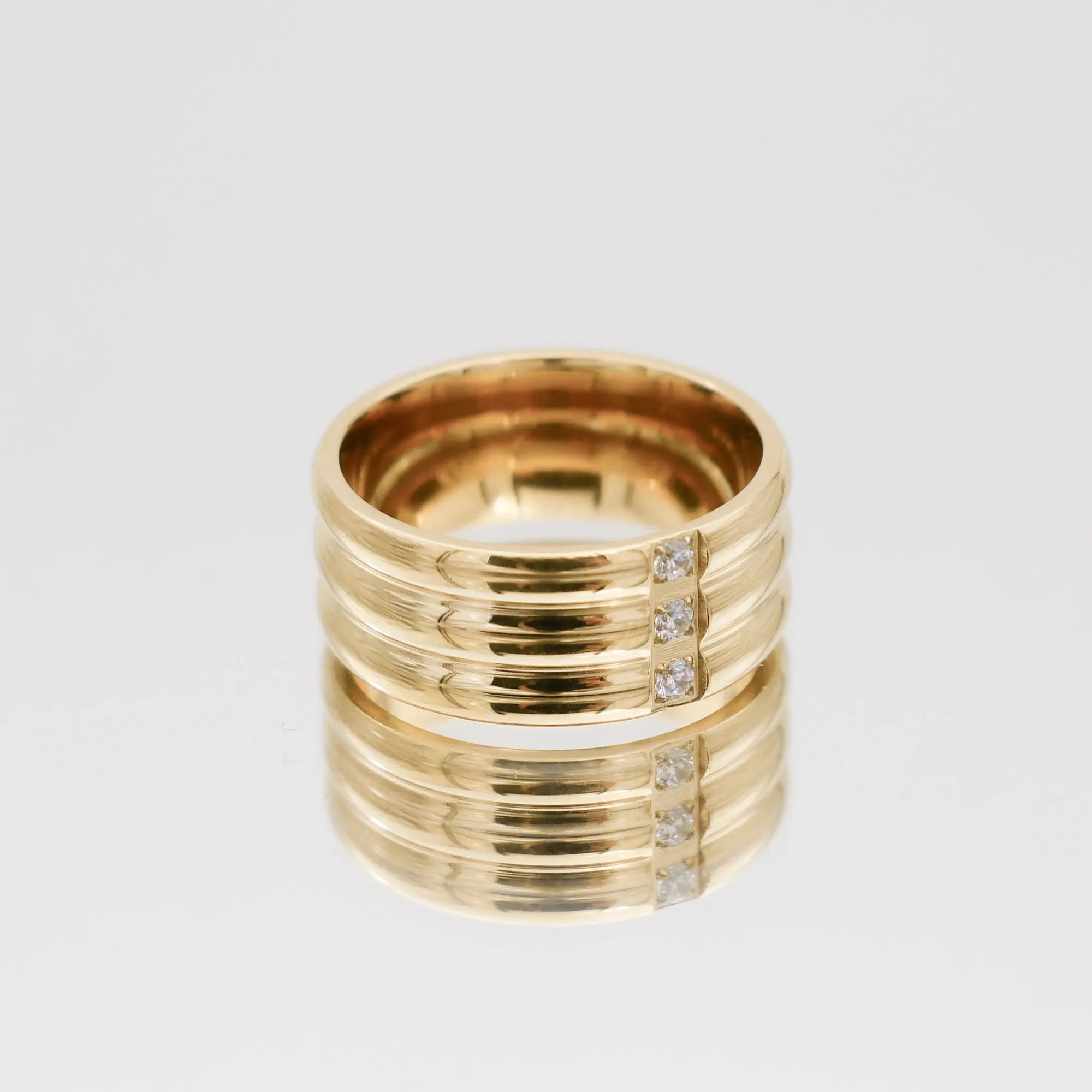 Laia Ring sold by PRYA