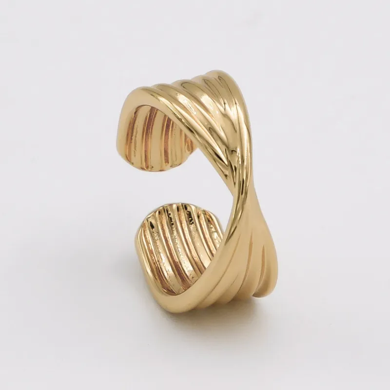 Ria Ring sold by PRYA