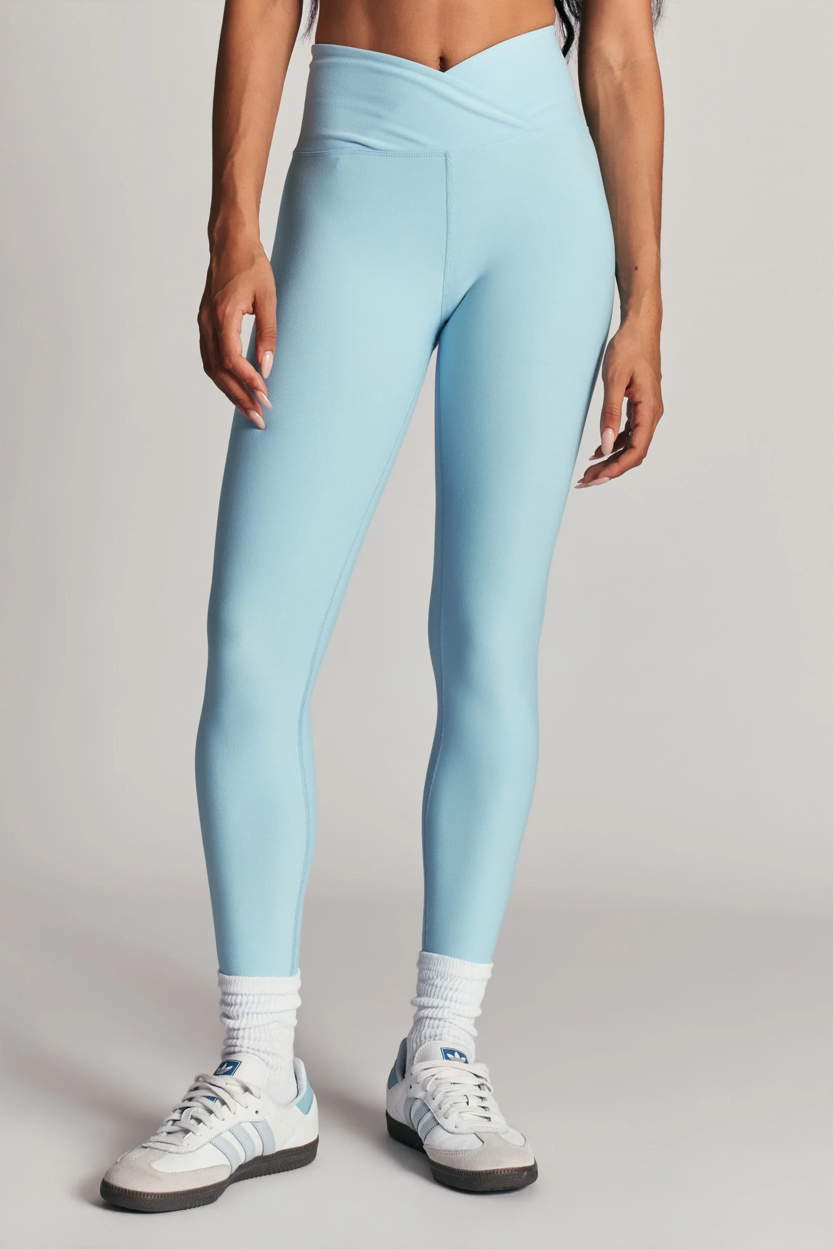Stretch Veronica Legging sold by Year of Ours