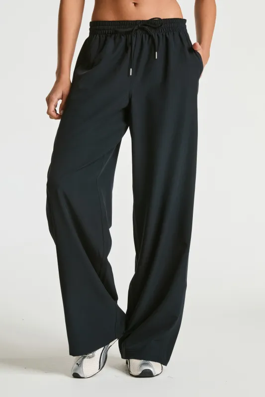The Essential Pant made by Year of Ours