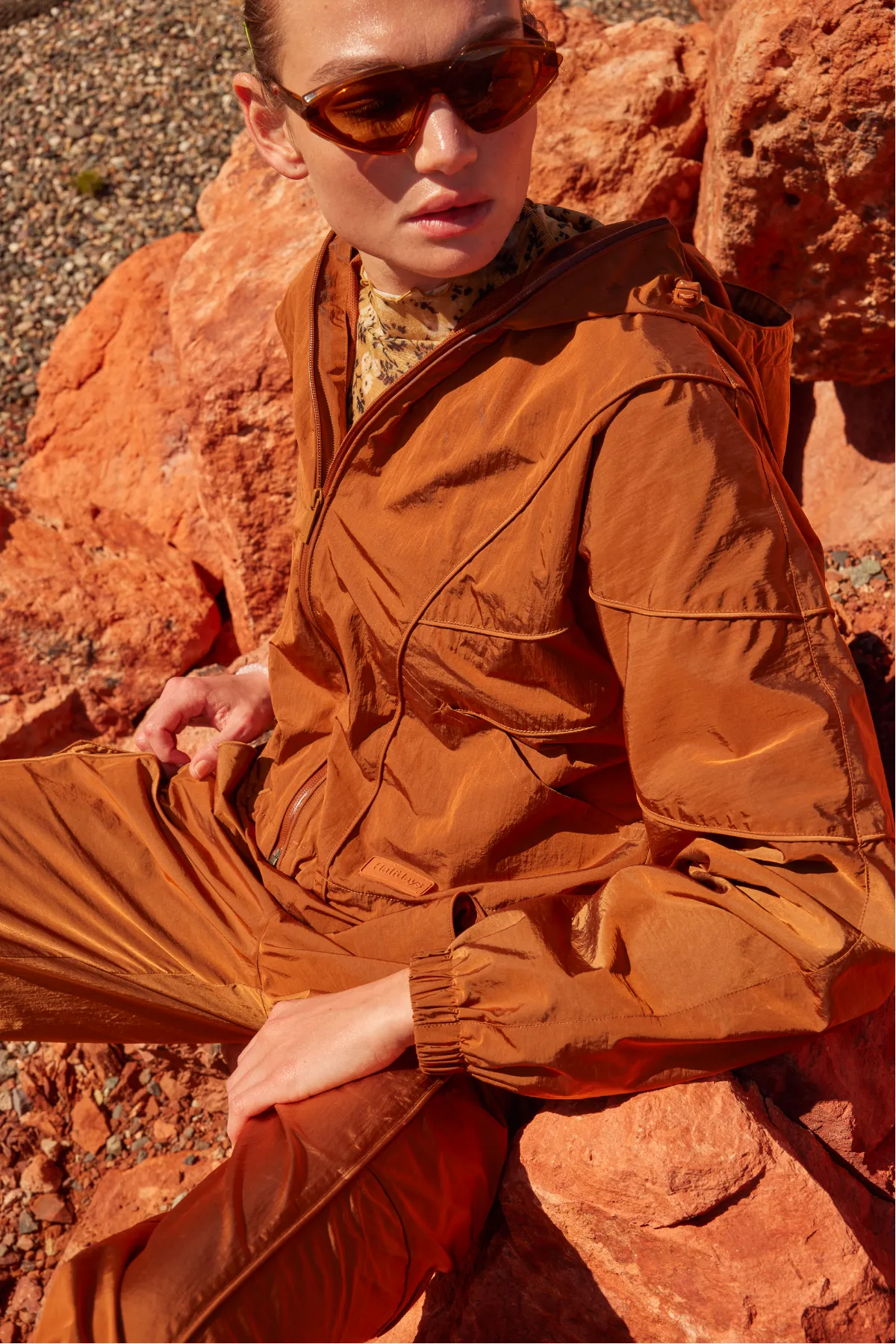 [DNSR] Nylon Crop Windbreaker /追跡付 Douglas Nylon Windbreaker | Parallel