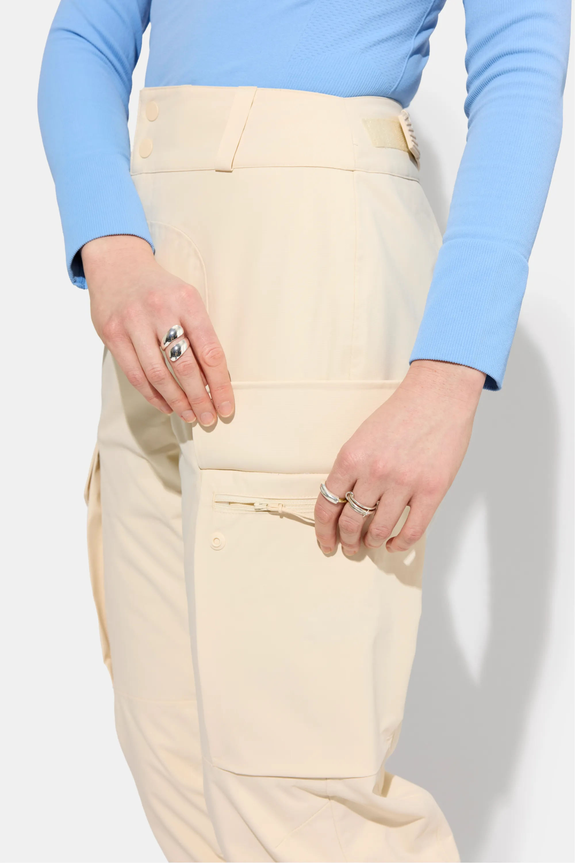 Pre-Loved Thomas Snowboard Pant sold by Halfdays product image thumbnail 4