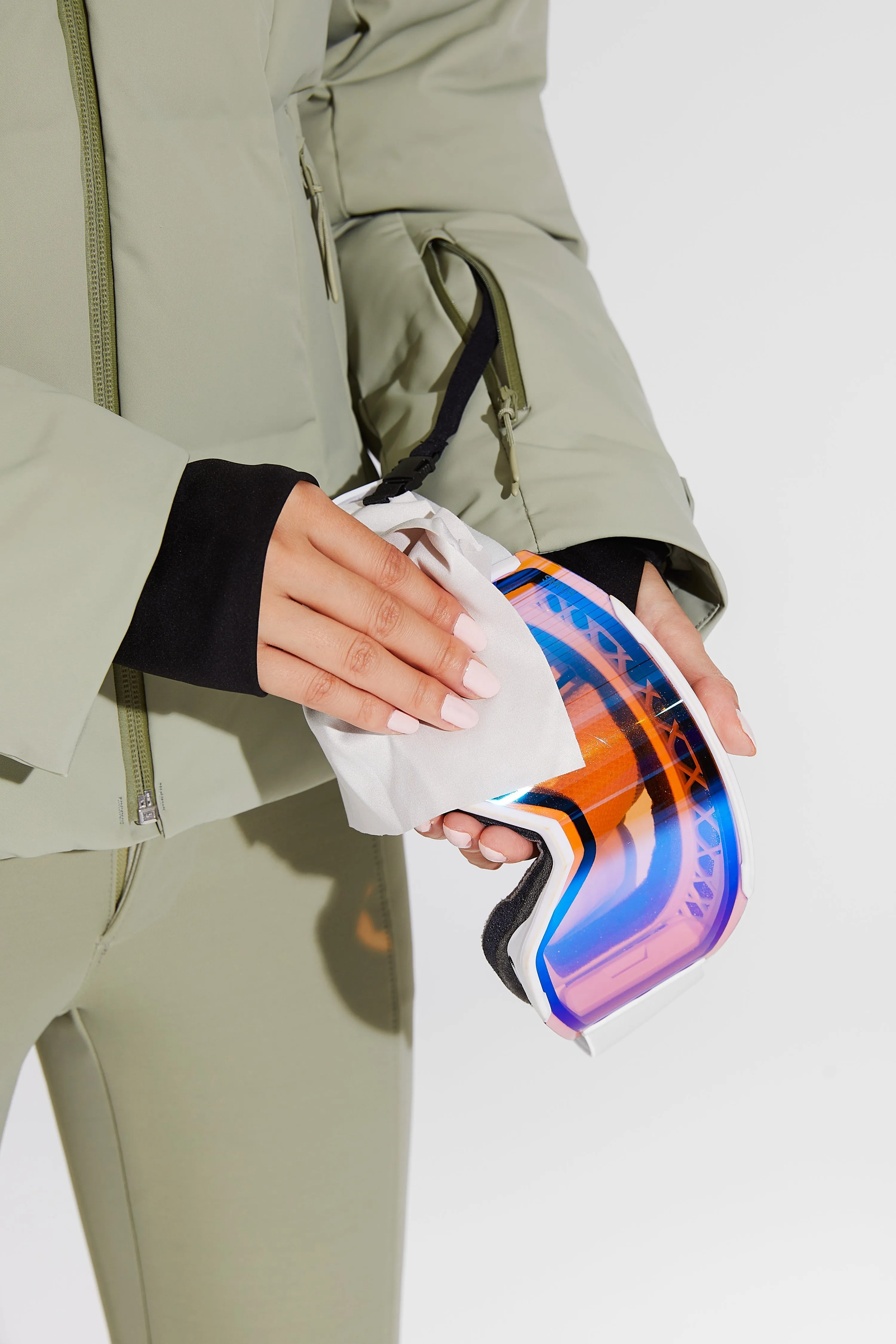 Pre-Loved Georgie Puffer Jacket sold by Halfdays product image thumbnail 4