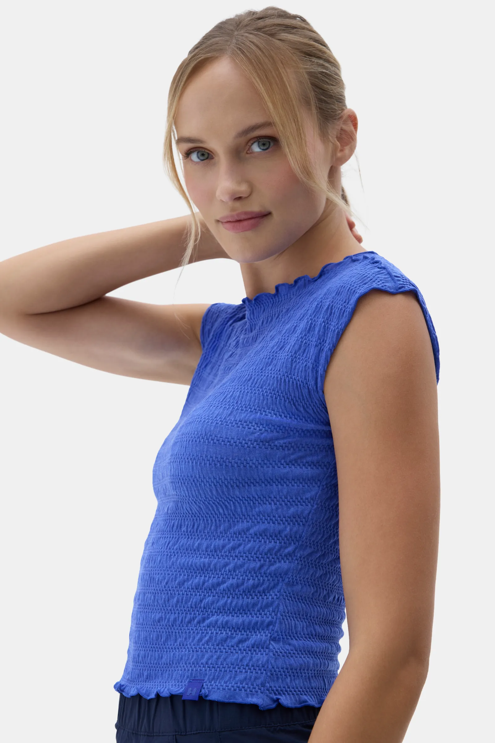 Ynes Tank sold by Halfdays product image thumbnail 2