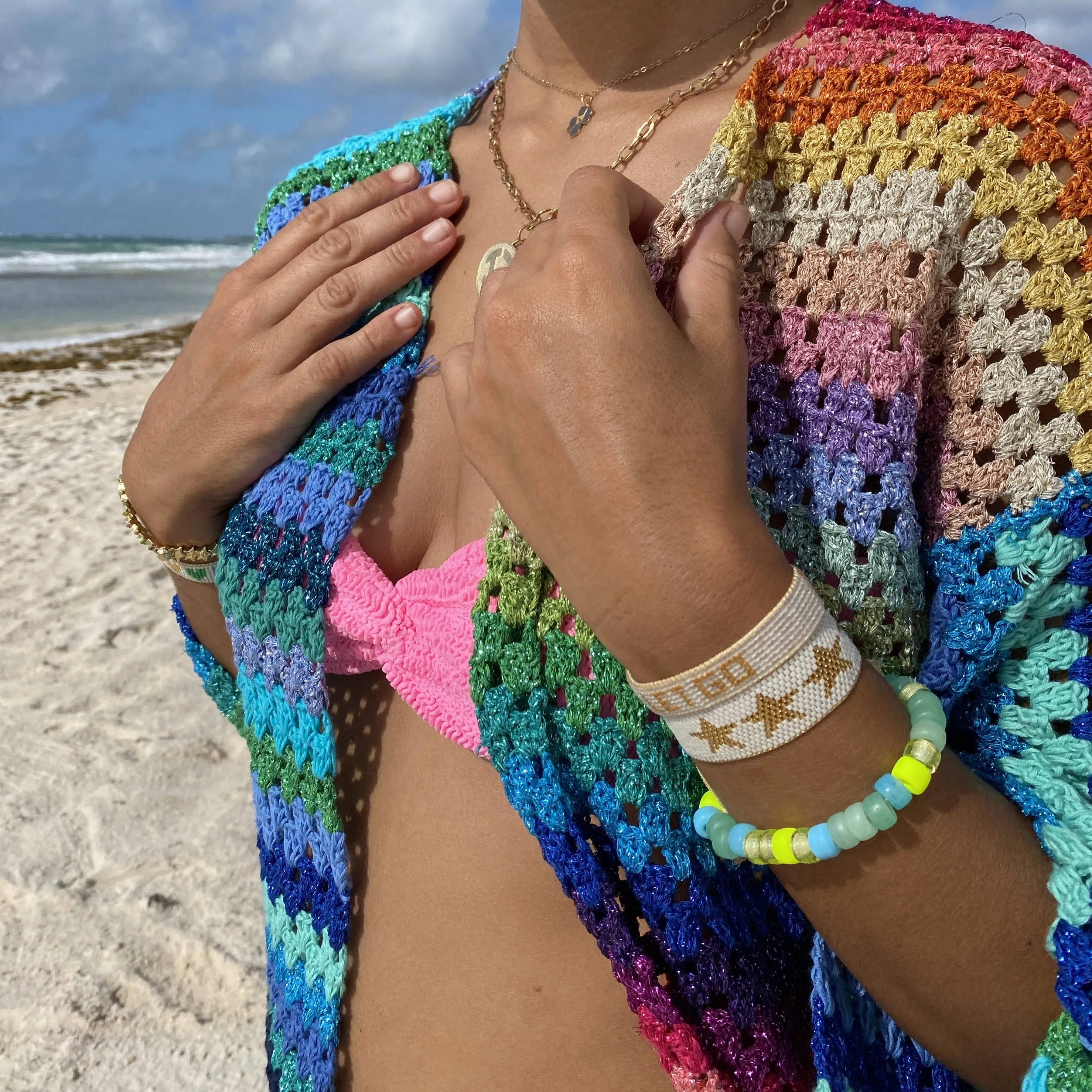 White with Gold Stars Beaded Bracelet sold by HART product image thumbnail 4