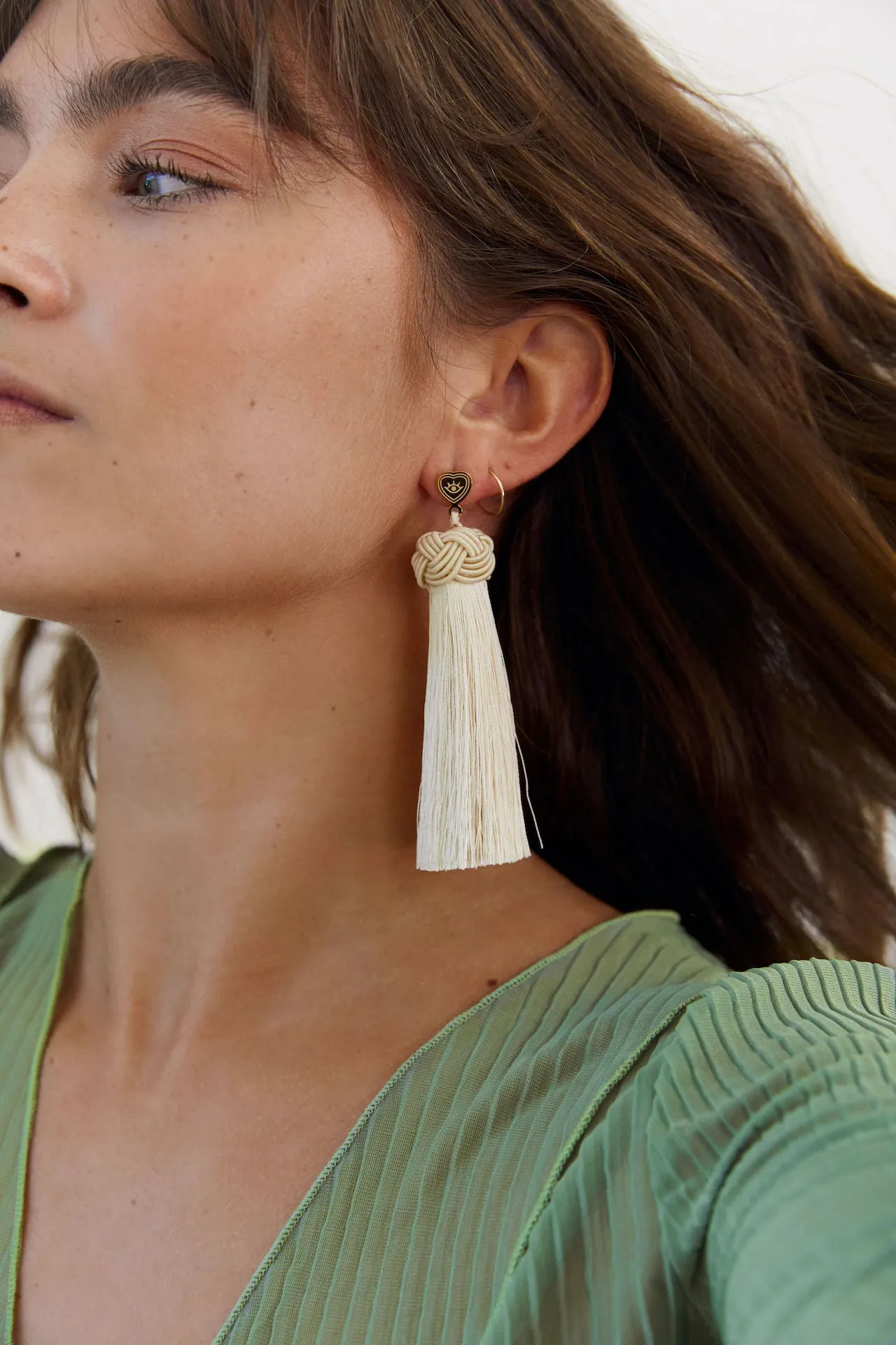 Major Topknots (Bone) sold by HART product image thumbnail 4