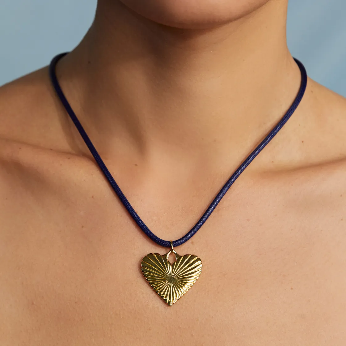 Ribbed Heart of Gold Charm sold by HART product image thumbnail 2