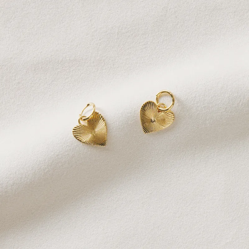 Small Ribbed Heart of Gold Huggies sold by HART product image thumbnail 3