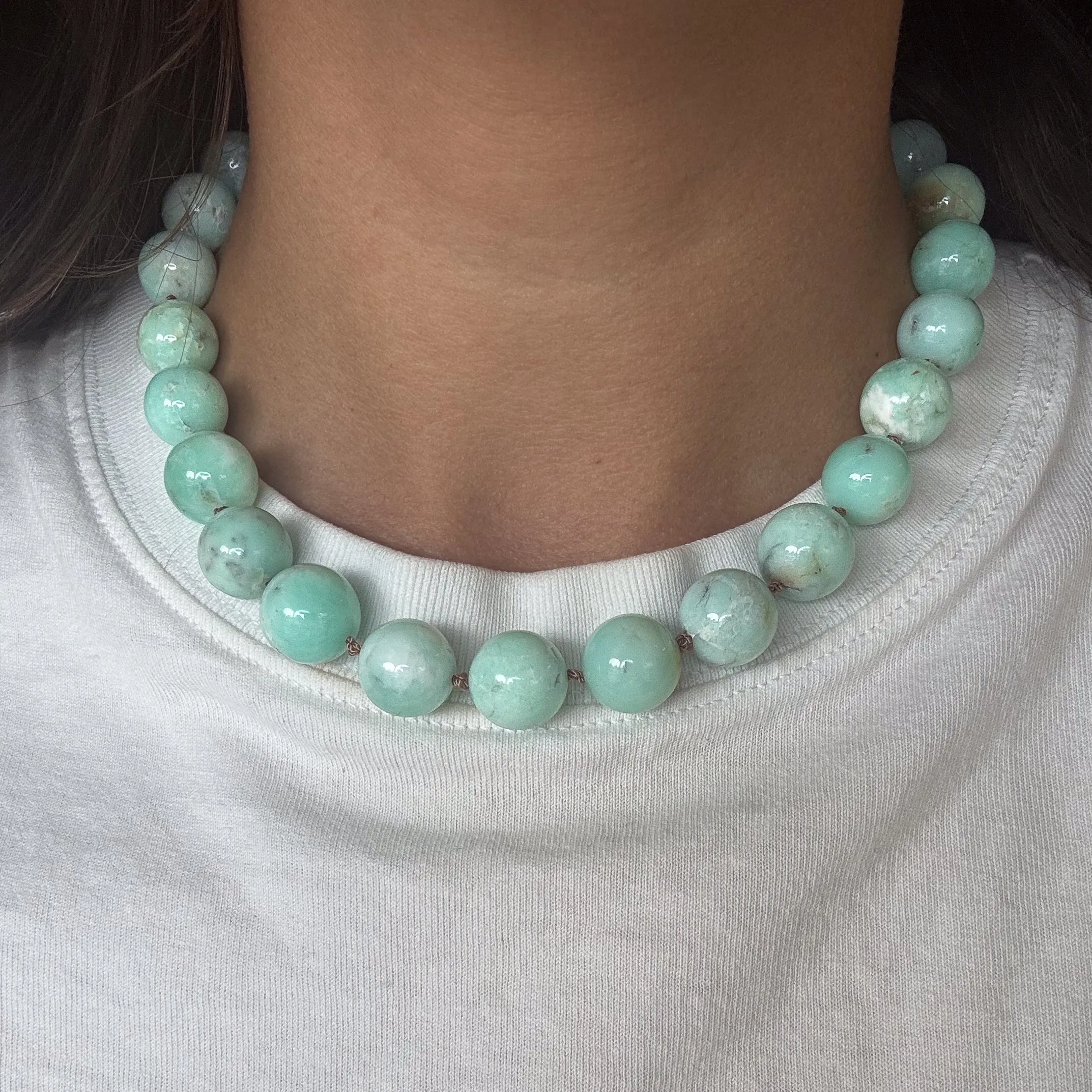 Jumbo Chrysoprase Knotted Gemstone Necklace sold by HART product image thumbnail 4