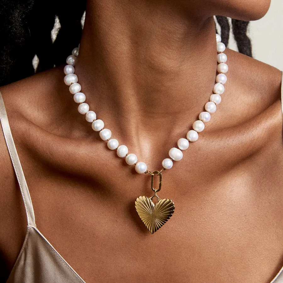 16.5" Pearl Necklace sold by HART product image thumbnail 4