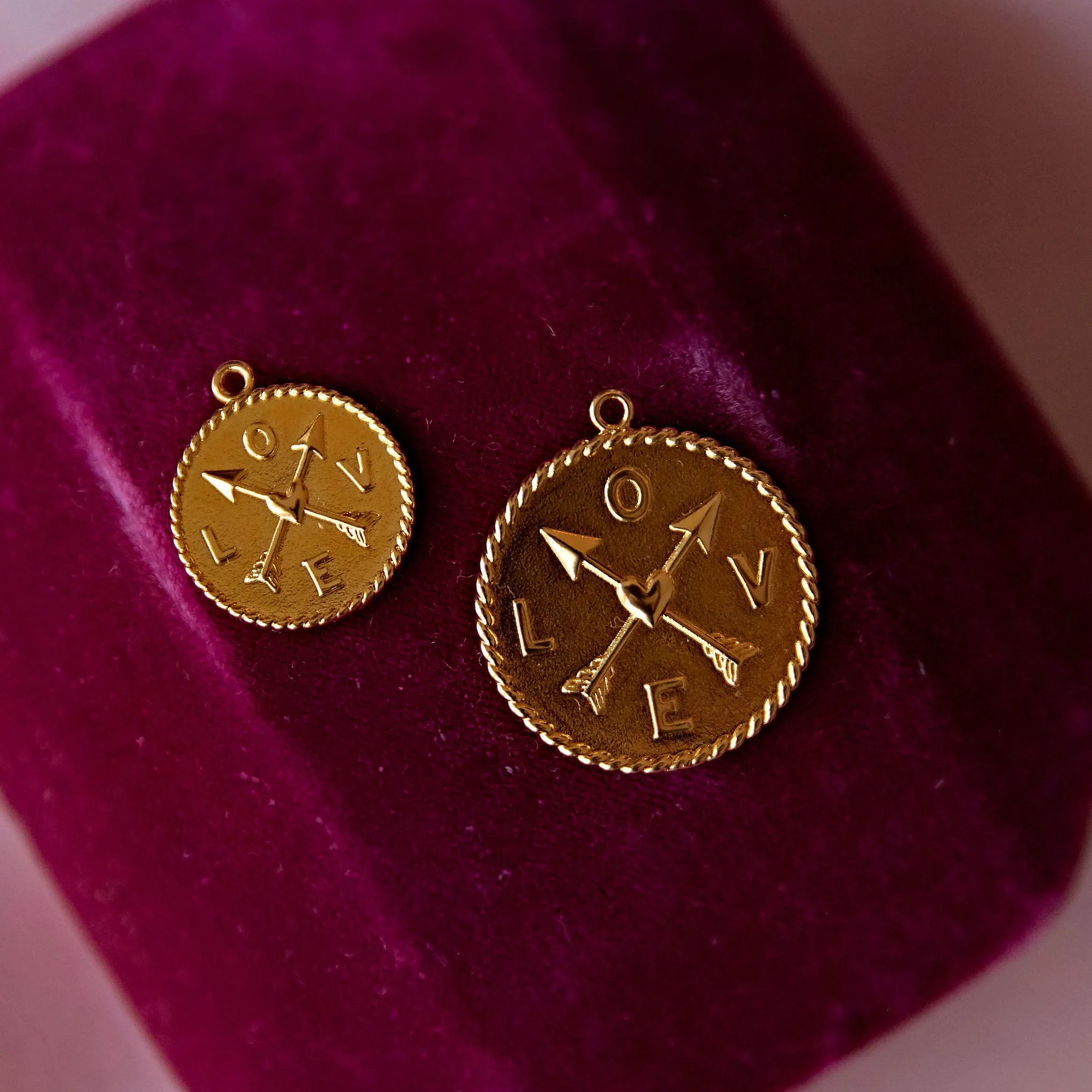 Small Infinite Love Coin sold by HART product image thumbnail 2