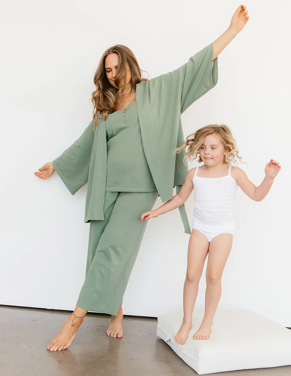 3-Piece Lounge Set sold by Storq product image thumbnail 2