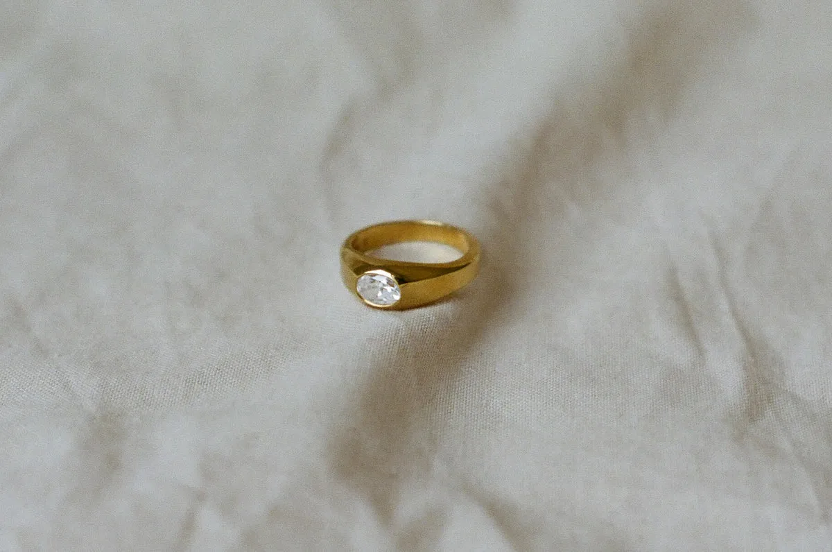 Sienna (Oval) sold by J. Hannah Jewelry product image thumbnail 5