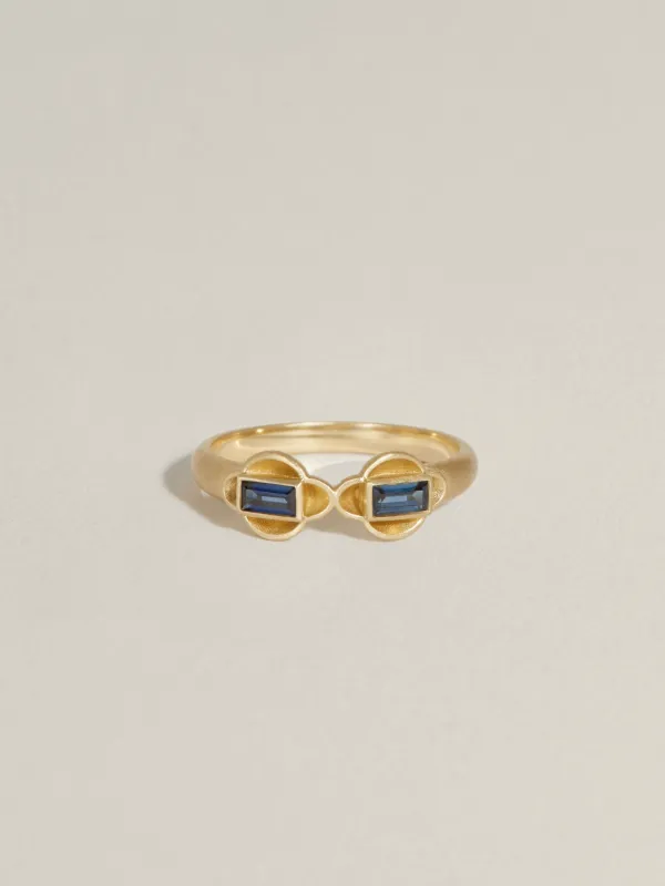 Diptych Ring (Sapphire) made by J. Hannah Jewelry