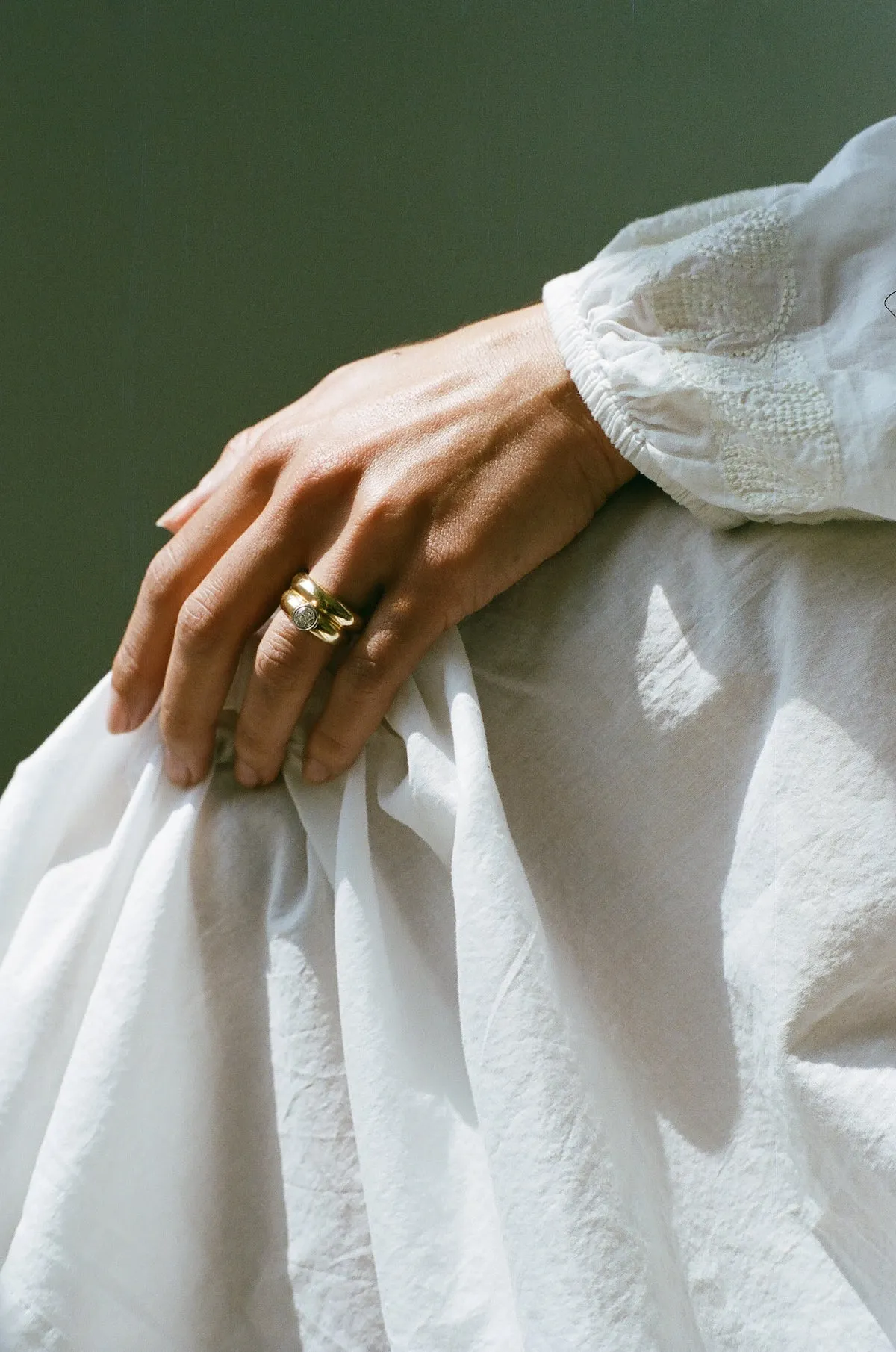 Brier (Round) sold by J. Hannah Jewelry product image thumbnail 4