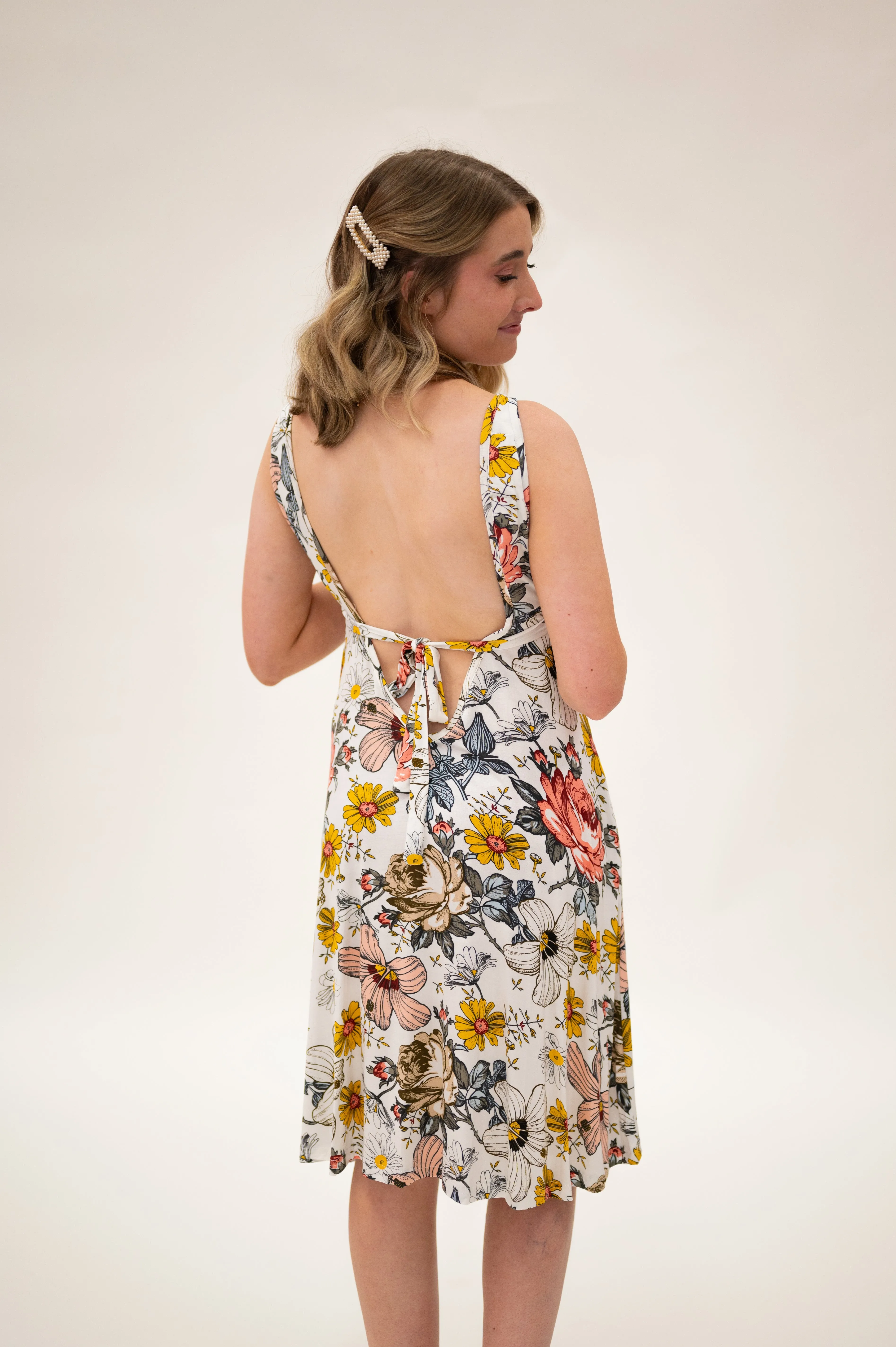 Juliet Labor & Postpartum Gown in Vintage Floral-Limited Time sold by Lila Maternity product image thumbnail 5