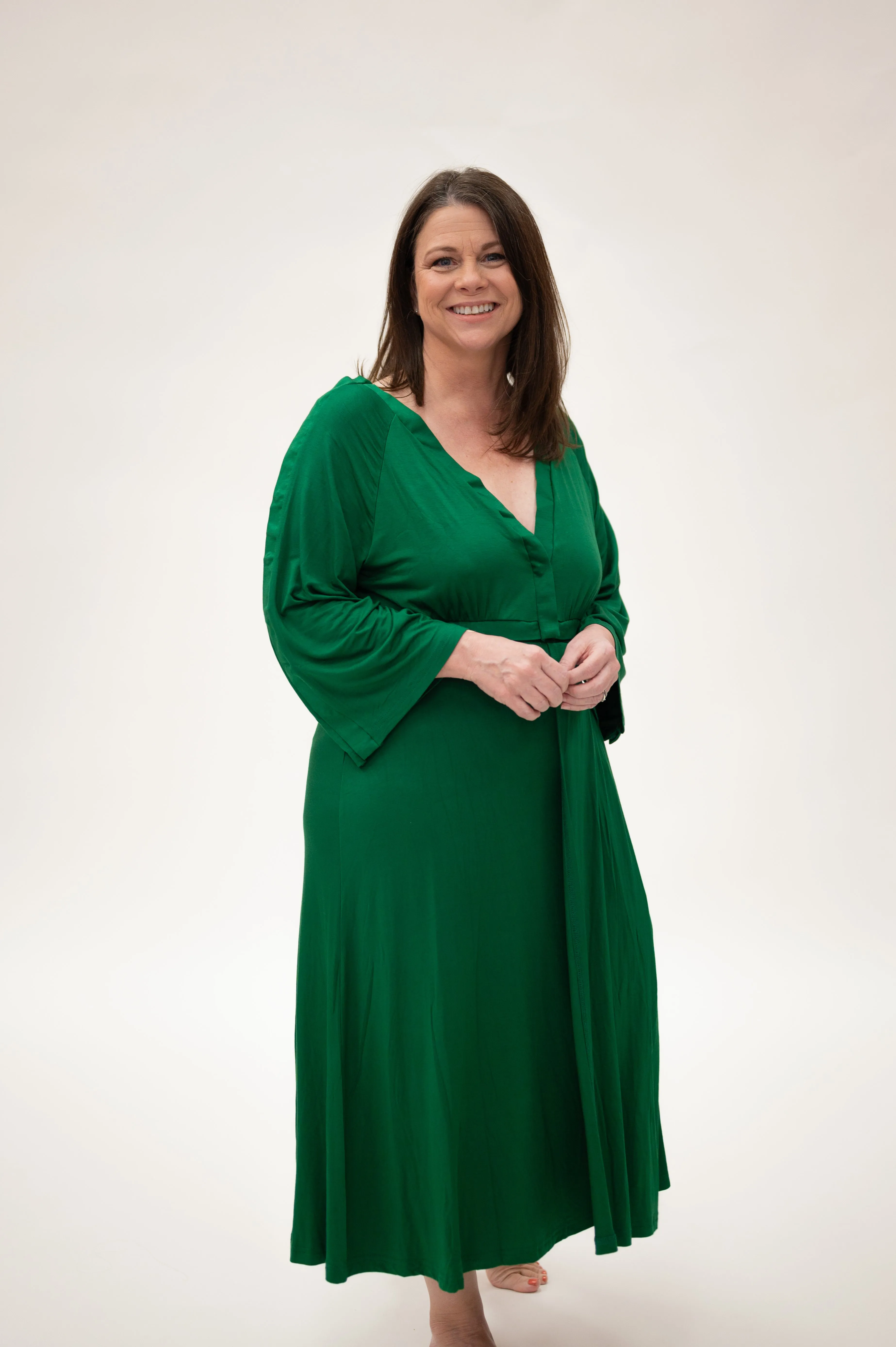 Amelia Labor & Postpartum Gown in Emerald sold by Lila Maternity product image thumbnail 4