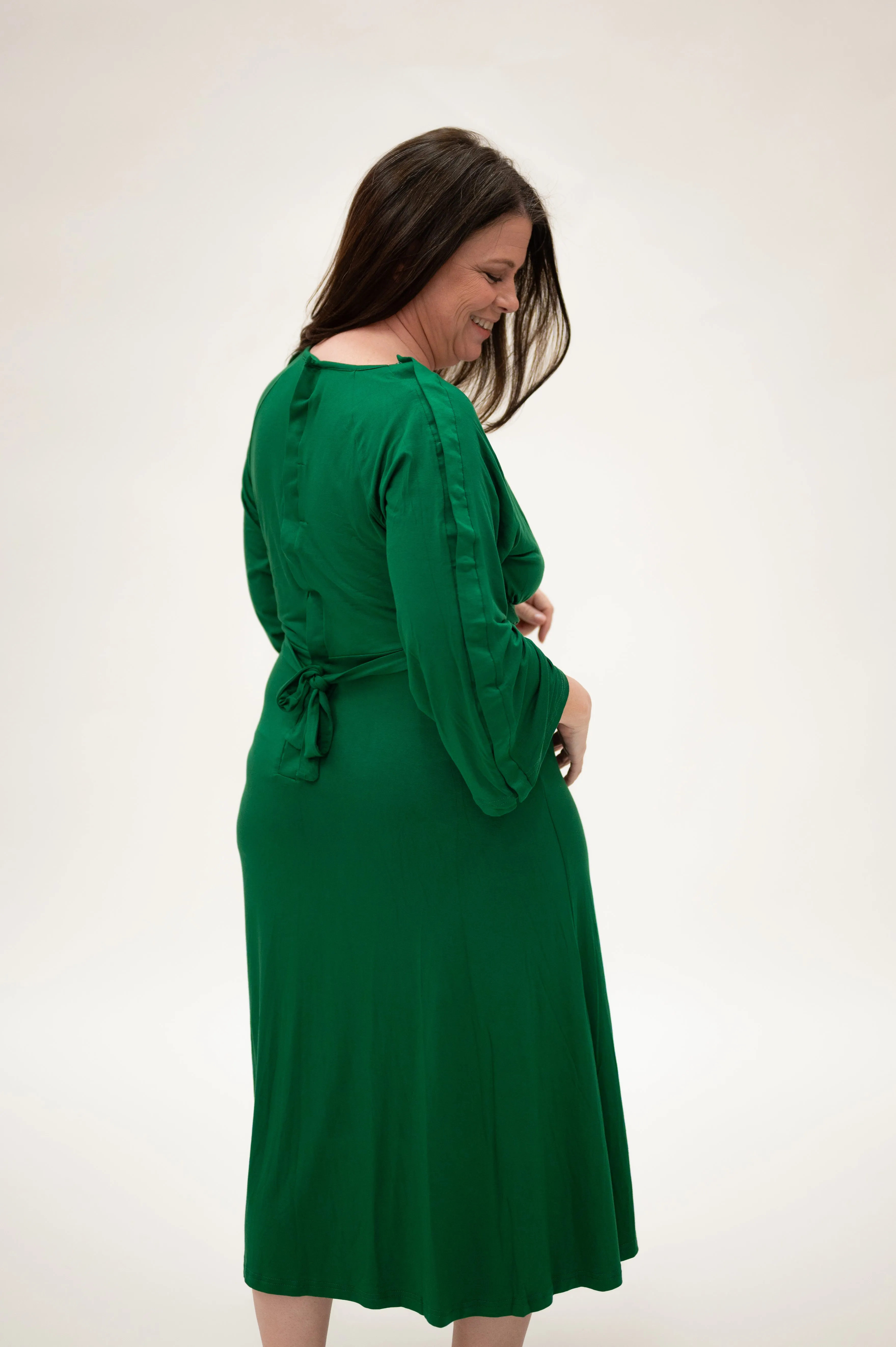 Amelia Labor & Postpartum Gown in Emerald sold by Lila Maternity product image thumbnail 5