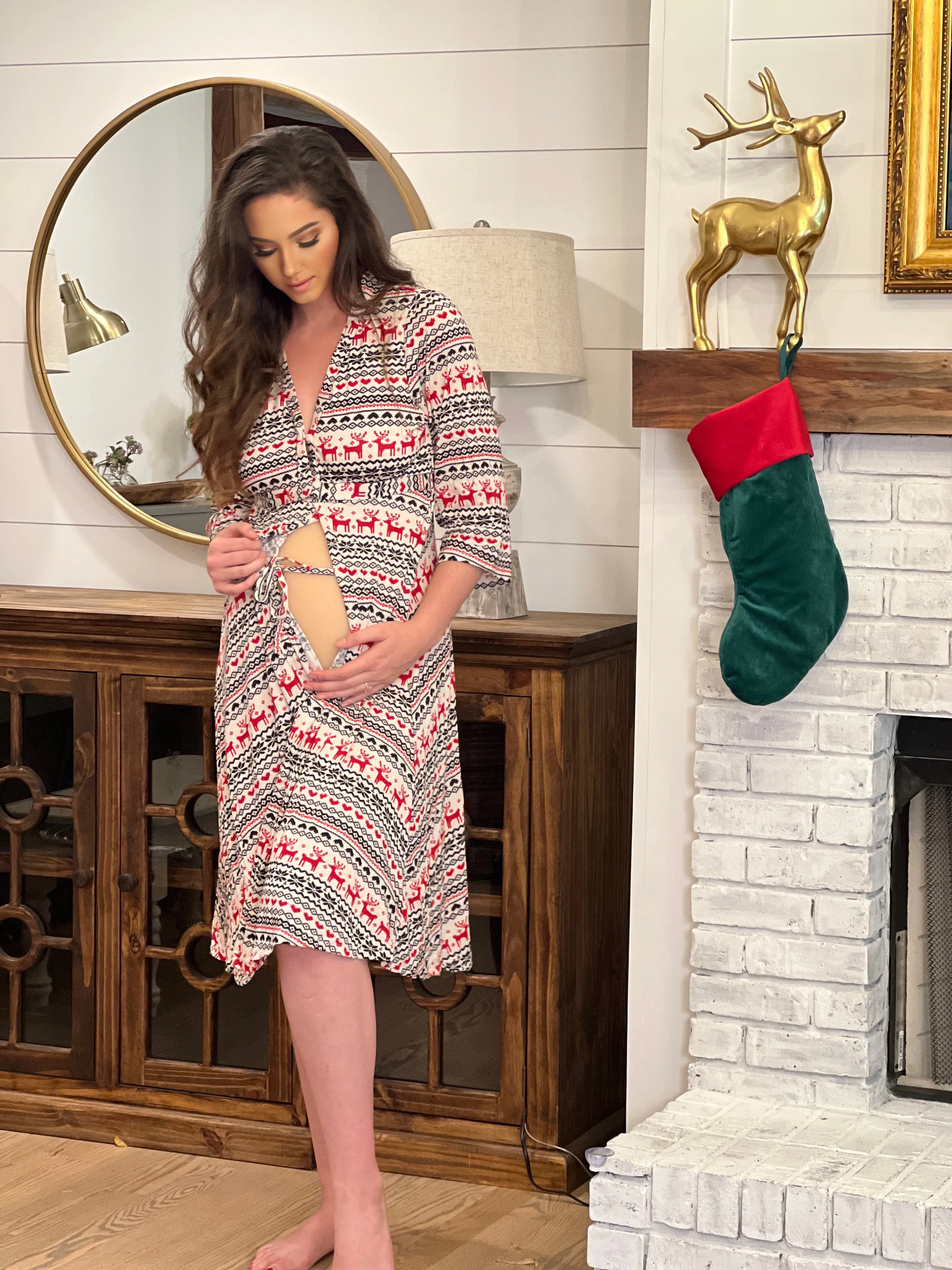 Lila Labor & Postpartum Gown *Holiday Edition* sold by Lila Maternity product image thumbnail 4