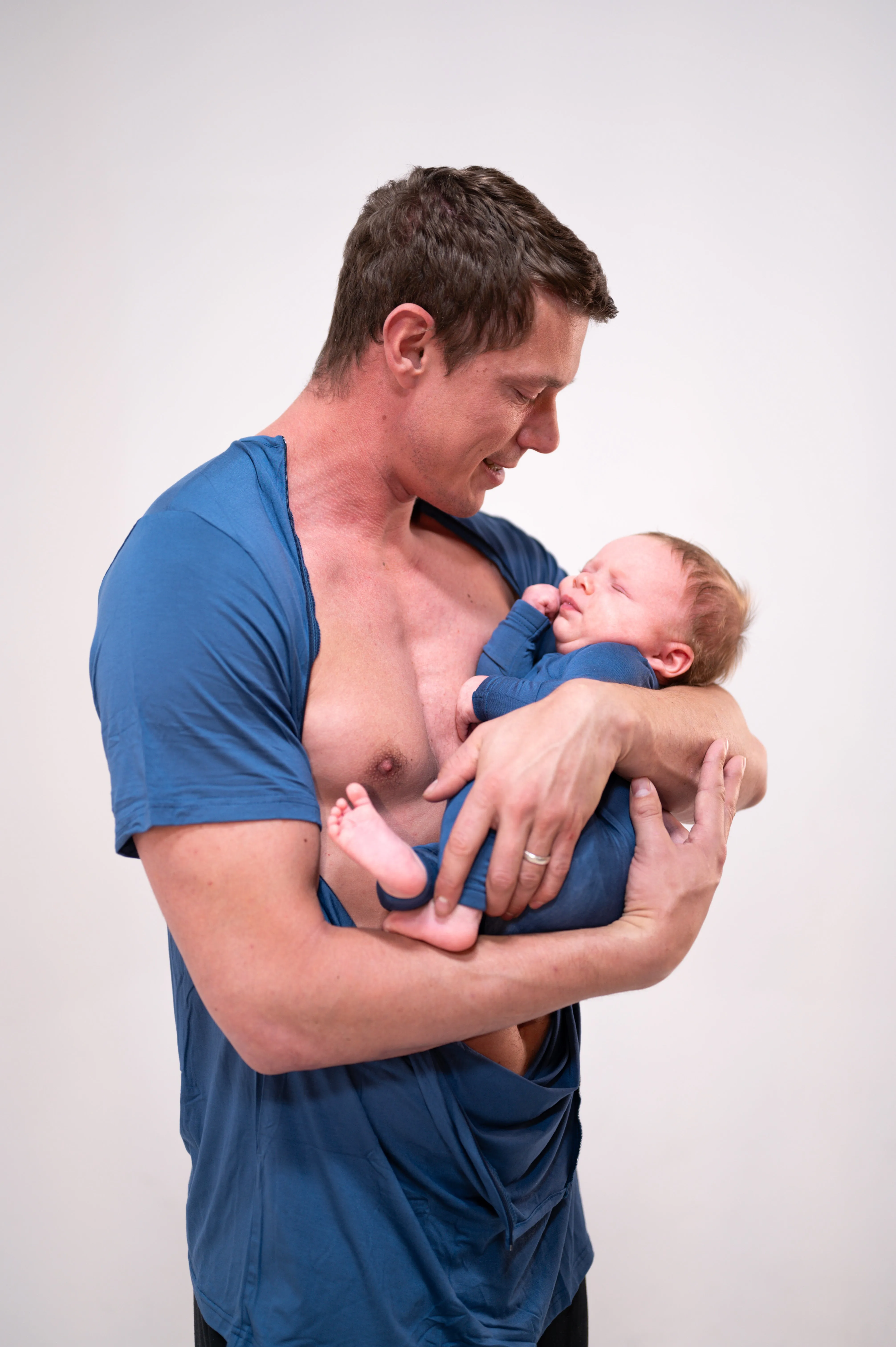 The Cameron Unisex Nursing and Skin to Skin Shirt in Midnight Blue sold by Lila Maternity product image thumbnail 5