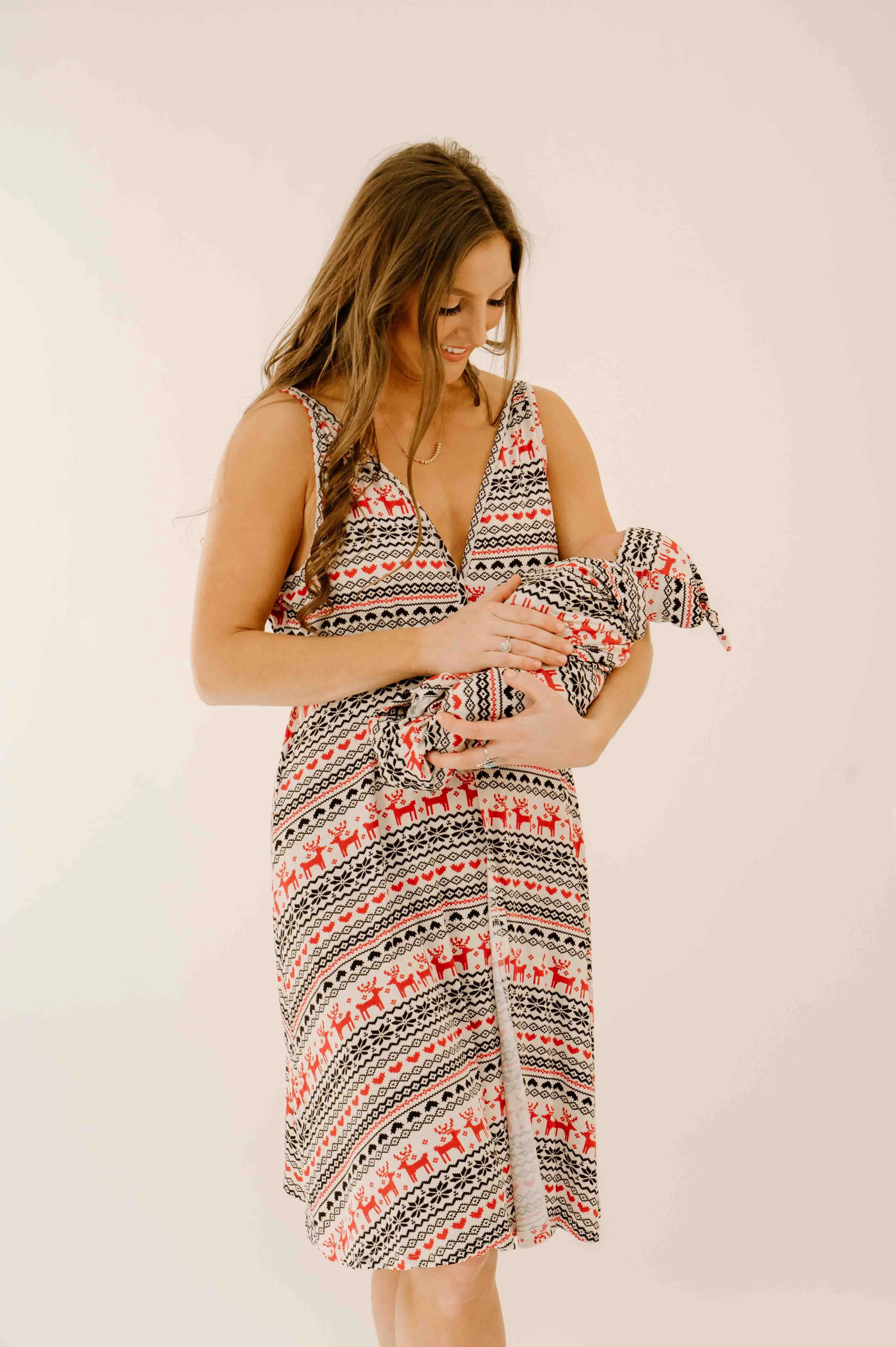 Juliet Labor & Postpartum Gown Holiday Edition-Limited Time sold by Lila Maternity product image thumbnail 5