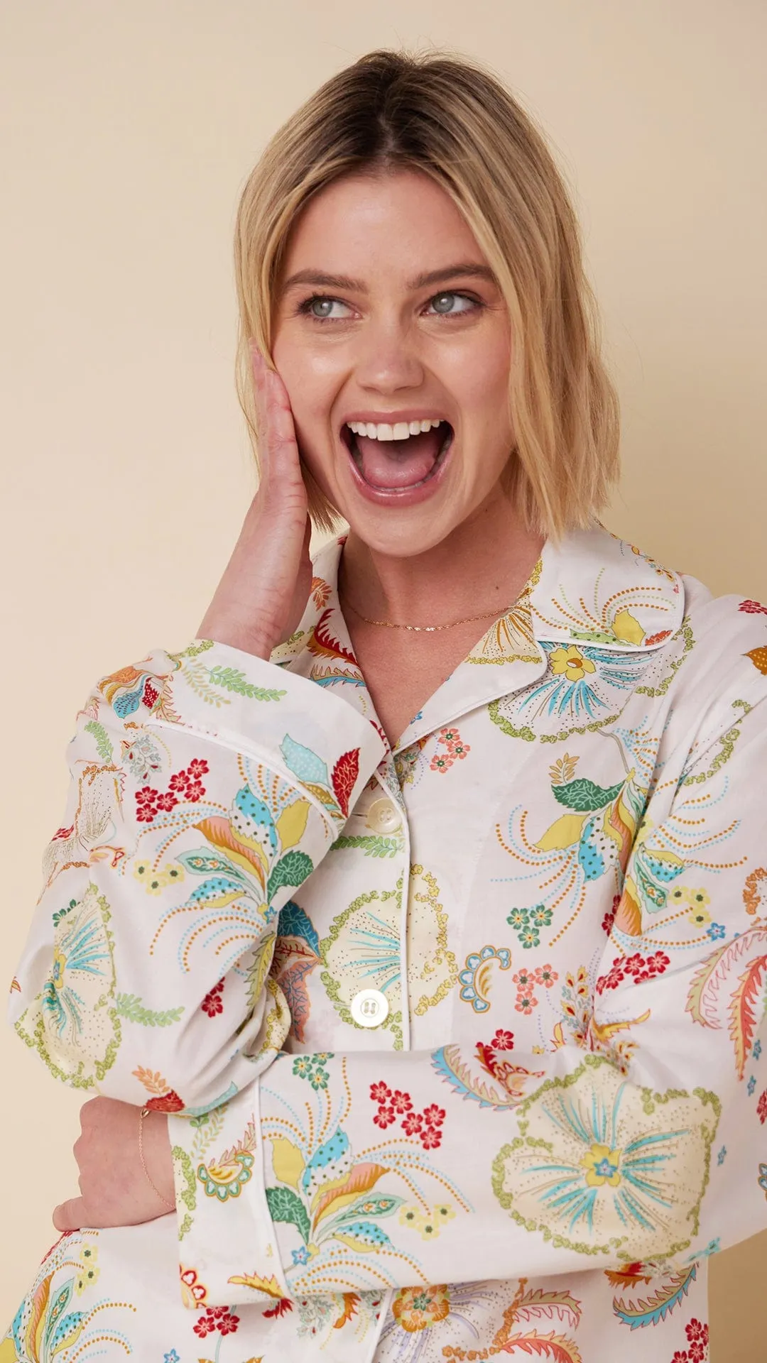 White Hawaiian Luxe Pima Pajama sold by the cat's pajamas product image thumbnail 3