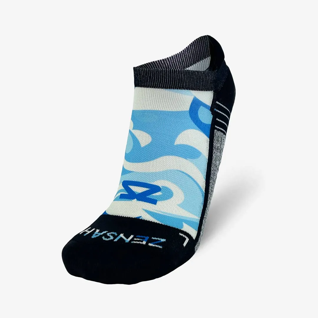 Tropical Surf Waves Running Socks (No Show) sold by Zensah product image thumbnail 3