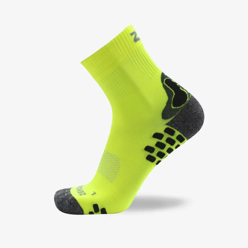 3D Dotted Running Socks (Mini Crew) sold by Zensah