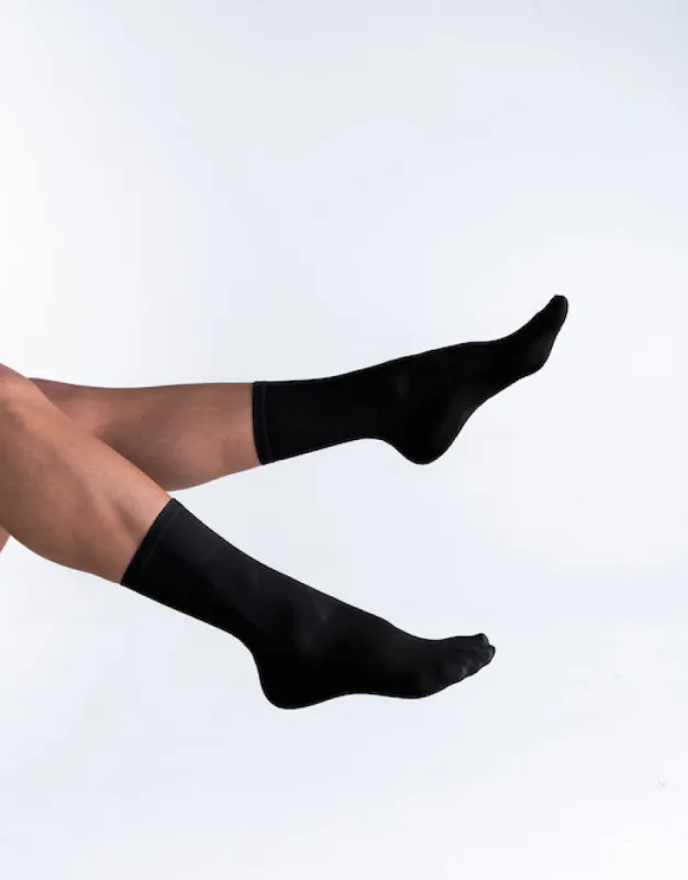 BIO POP Socks ⦁ Noir sold by Les Belles